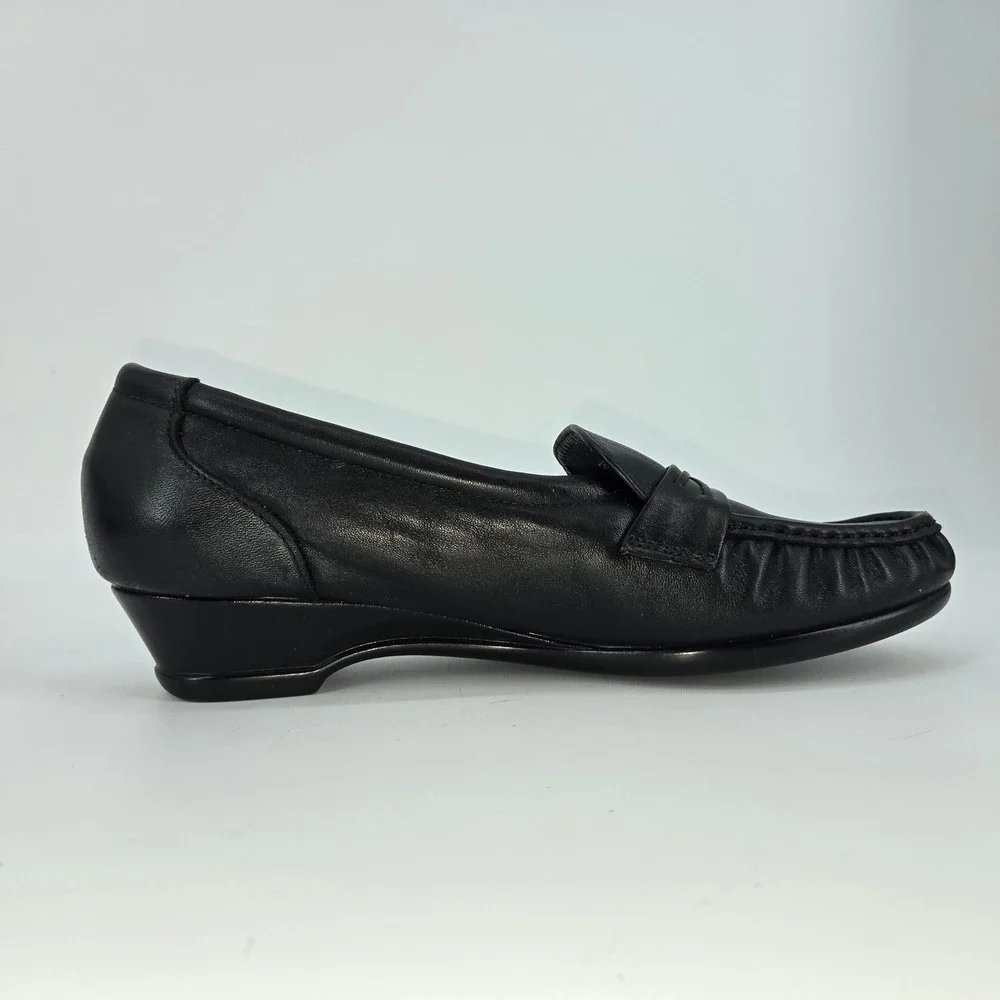 SAS Bounce Black Leather Wedge Loafer Moc Toe Slip On Comfort Shoes 9.5‎ M
